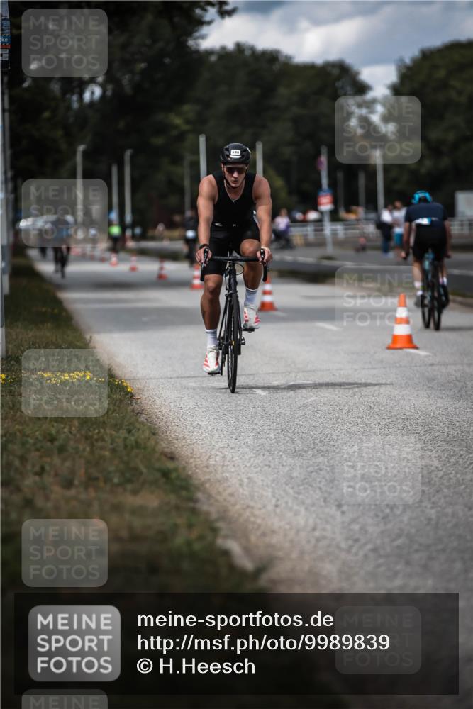 16.08.2026 - KN Förde Triathlon 2026 H.Heesch http://msf.ph/oto/9989839 16.08.2026 13:22:57 Radfahren 550, 612, 739 meine-sportfotos.de