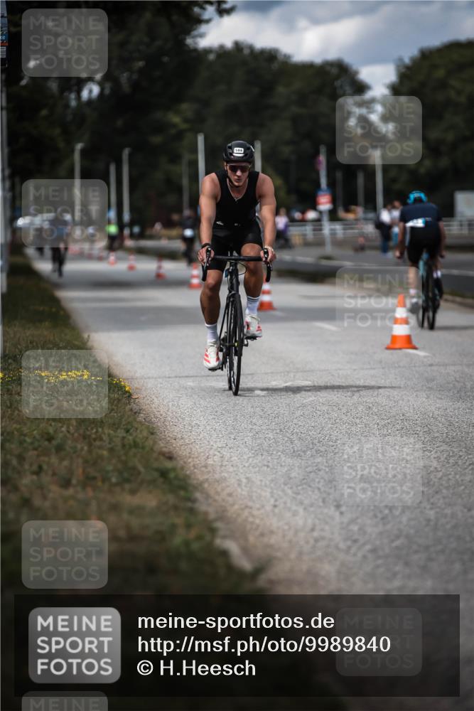 16.08.2026 - KN Förde Triathlon 2026 H.Heesch http://msf.ph/oto/9989840 16.08.2026 13:22:57 Radfahren 550, 612, 739 meine-sportfotos.de