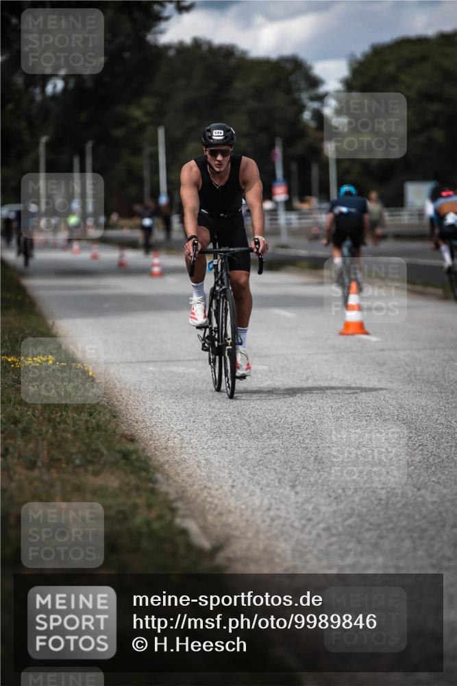 16.08.2026 - KN Förde Triathlon 2026 H.Heesch http://msf.ph/oto/9989846 16.08.2026 13:22:58 Radfahren 550, 612, 739 meine-sportfotos.de