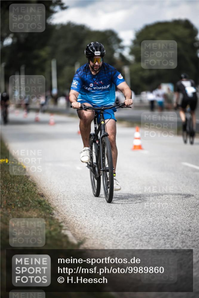 16.08.2026 - KN Förde Triathlon 2026 H.Heesch http://msf.ph/oto/9989860 16.08.2026 13:23:07 Radfahren 573, 584, 708, 726 meine-sportfotos.de