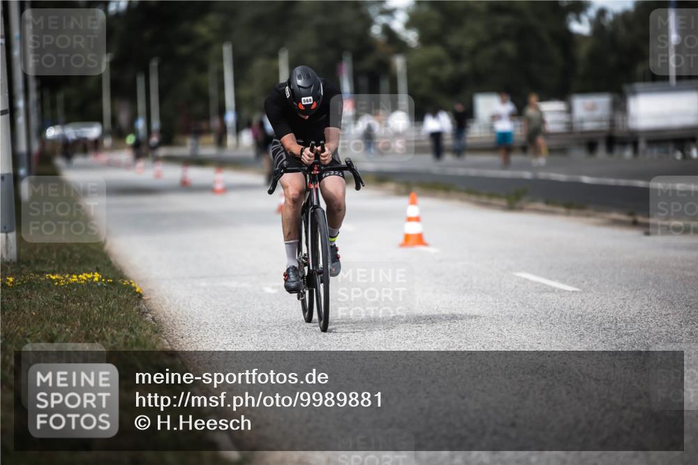 16.08.2026 - KN Förde Triathlon 2026 H.Heesch http://msf.ph/oto/9989881 16.08.2026 13:23:12 Radfahren 573, 708, 726, 727, 731 meine-sportfotos.de