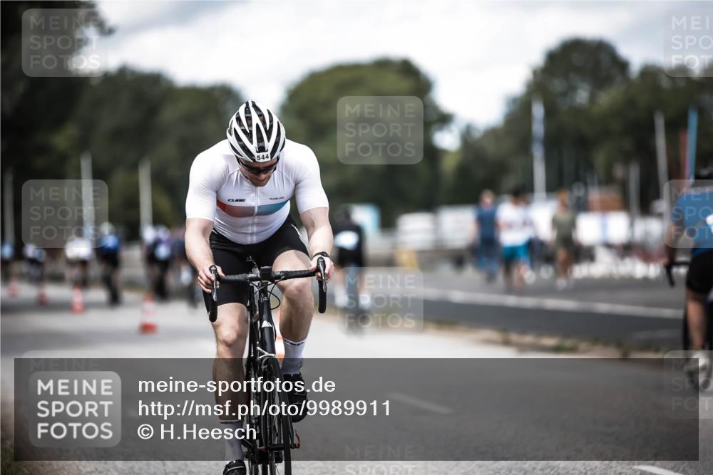 16.08.2026 - KN Förde Triathlon 2026 H.Heesch http://msf.ph/oto/9989911 16.08.2026 13:23:31 Radfahren  meine-sportfotos.de