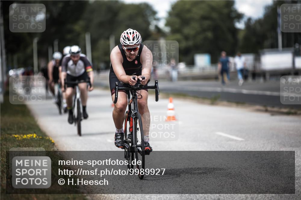 16.08.2026 - KN Förde Triathlon 2026 H.Heesch http://msf.ph/oto/9989927 16.08.2026 13:23:37 Radfahren 596, 608, 747 meine-sportfotos.de