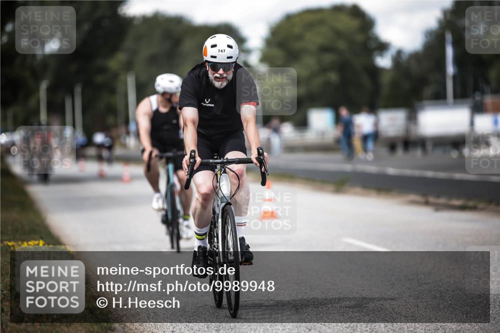 16.08.2026 - KN Förde Triathlon 2026 H.Heesch http://msf.ph/oto/9989948 16.08.2026 13:23:40 Radfahren 596, 608, 740, 747 meine-sportfotos.de