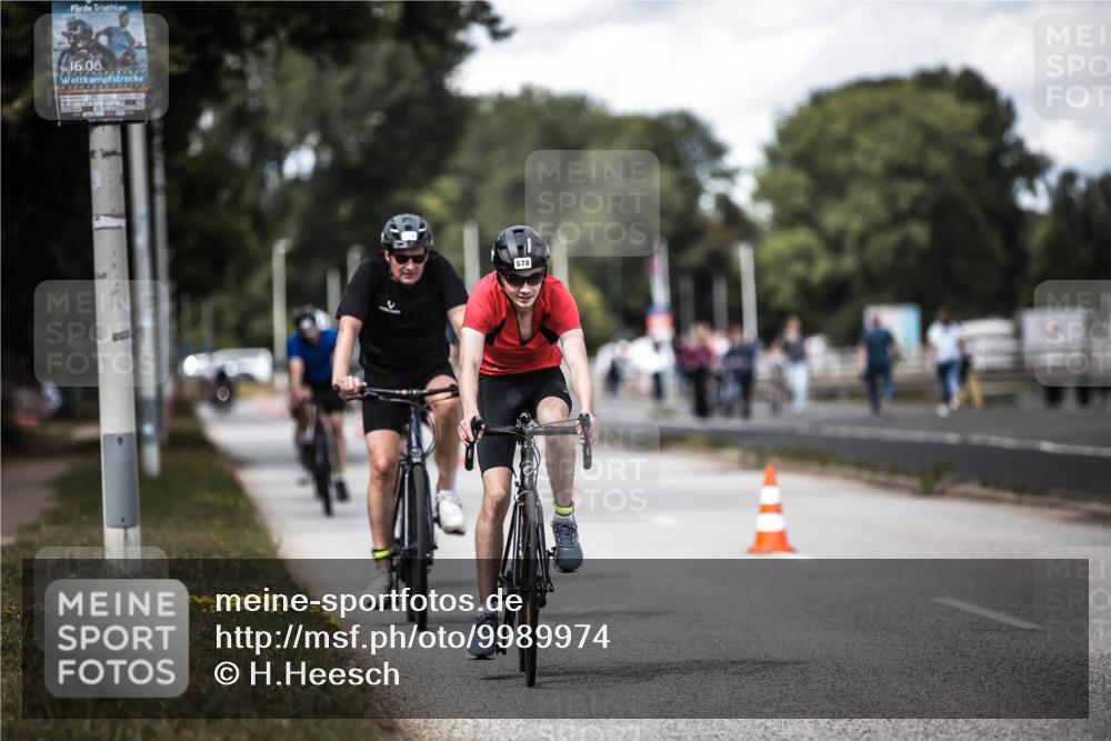 16.08.2026 - KN Förde Triathlon 2026 H.Heesch http://msf.ph/oto/9989974 16.08.2026 13:23:46 Radfahren 517, 535, 578, 581, 729, 740 meine-sportfotos.de