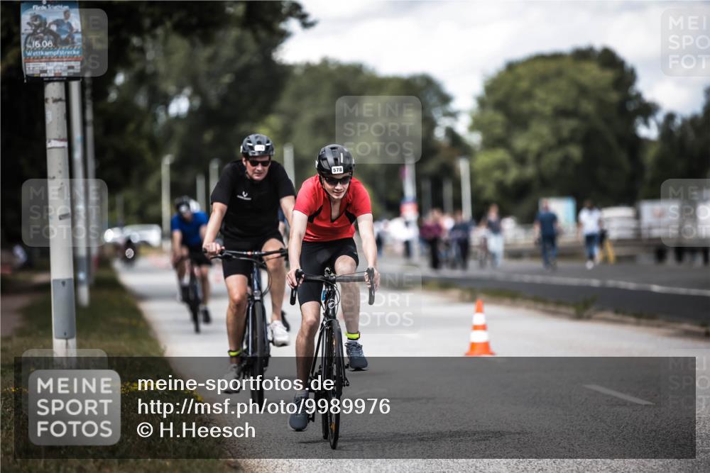 16.08.2026 - KN Förde Triathlon 2026 H.Heesch http://msf.ph/oto/9989976 16.08.2026 13:23:46 Radfahren 517, 535, 578, 581, 729, 740 meine-sportfotos.de