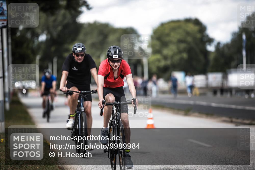 16.08.2026 - KN Förde Triathlon 2026 H.Heesch http://msf.ph/oto/9989984 16.08.2026 13:23:47 Radfahren 517, 535, 578, 581, 589, 729, 746 meine-sportfotos.de