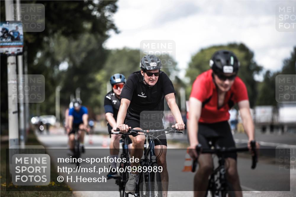 16.08.2026 - KN Förde Triathlon 2026 H.Heesch http://msf.ph/oto/9989989 16.08.2026 13:23:47 Radfahren 517, 535, 578, 581, 589, 729, 746 meine-sportfotos.de