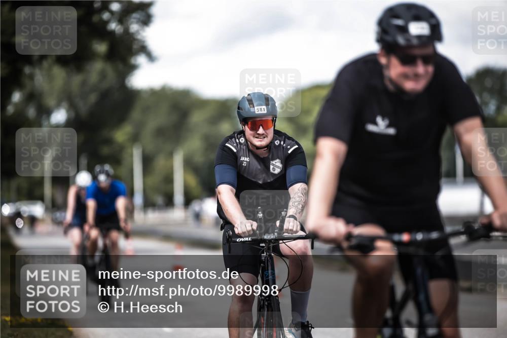 16.08.2026 - KN Förde Triathlon 2026 H.Heesch http://msf.ph/oto/9989998 16.08.2026 13:23:48 Radfahren 517, 535, 578, 581, 589, 729, 746 meine-sportfotos.de