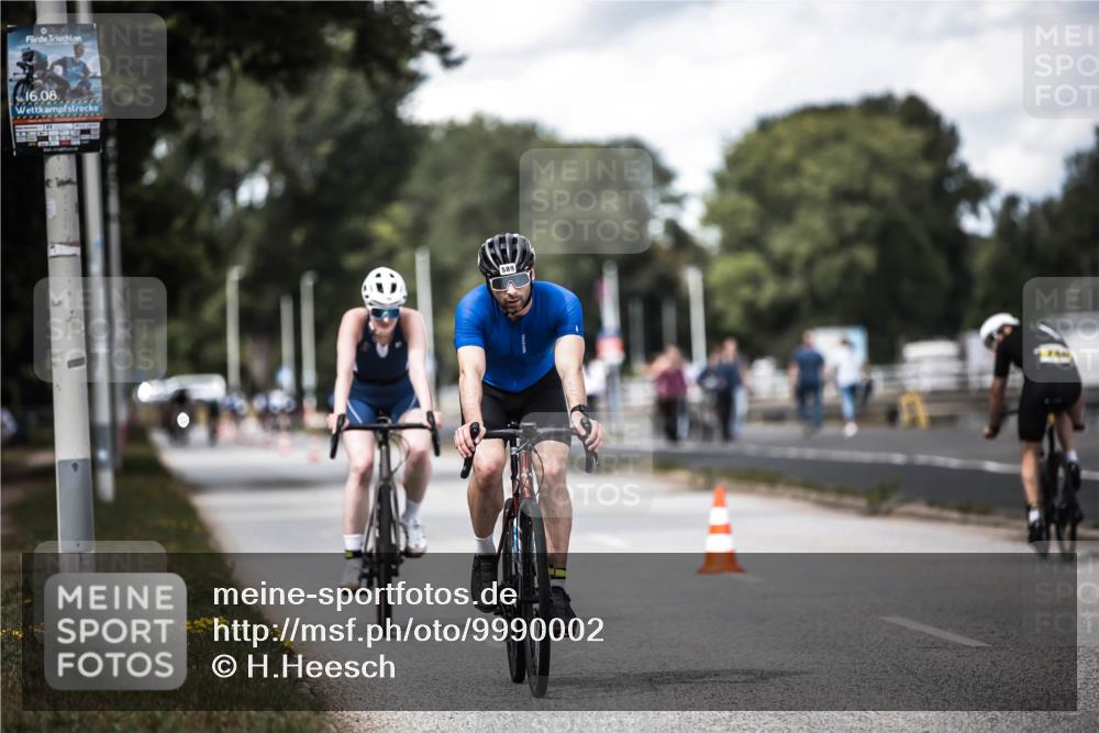 16.08.2026 - KN Förde Triathlon 2026 H.Heesch http://msf.ph/oto/9990002 16.08.2026 13:23:50 Radfahren 517, 535, 545, 578, 581, 589, 729, 746 meine-sportfotos.de