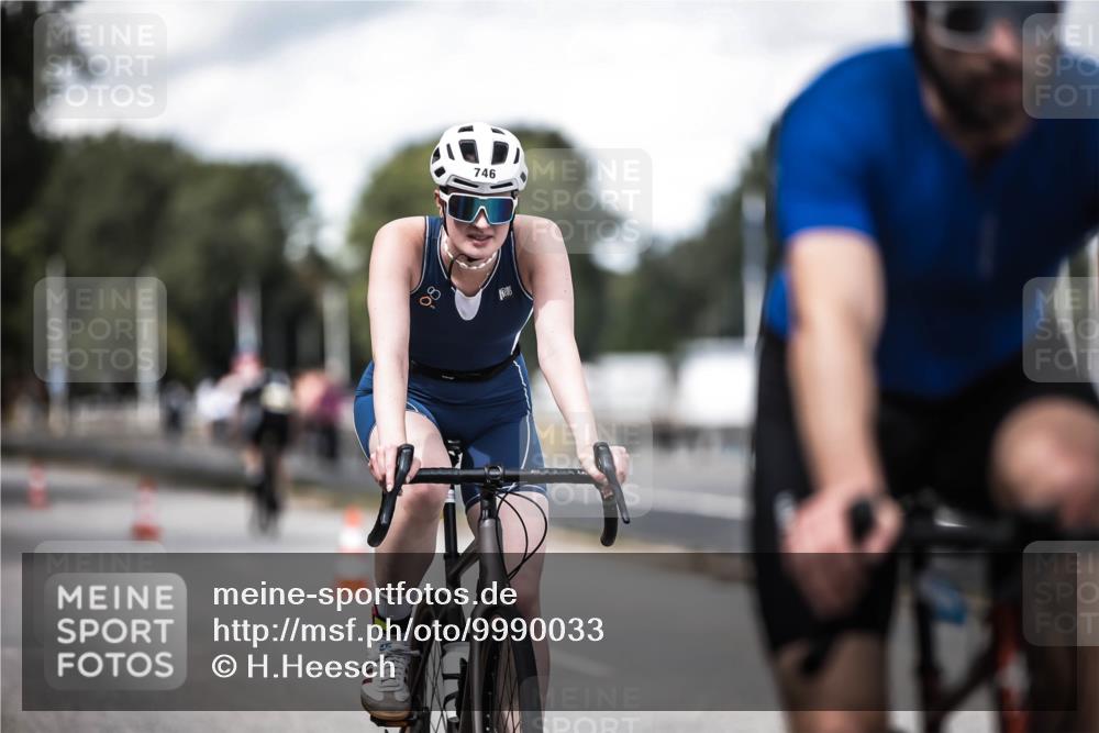 16.08.2026 - KN Förde Triathlon 2026 H.Heesch http://msf.ph/oto/9990033 16.08.2026 13:23:52 Radfahren 535, 545, 581, 589, 746 meine-sportfotos.de
