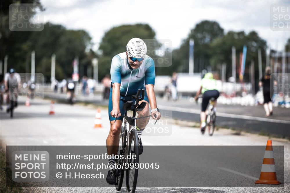 16.08.2026 - KN Förde Triathlon 2026 H.Heesch http://msf.ph/oto/9990045 16.08.2026 13:24:05 Radfahren  meine-sportfotos.de
