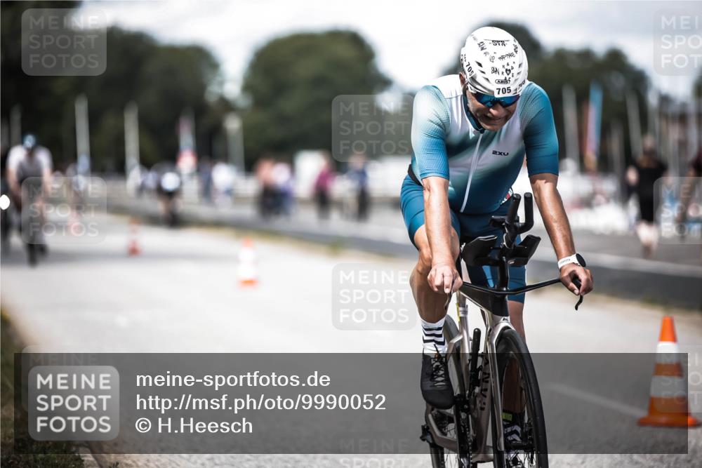 16.08.2026 - KN Förde Triathlon 2026 H.Heesch http://msf.ph/oto/9990052 16.08.2026 13:24:05 Radfahren  meine-sportfotos.de