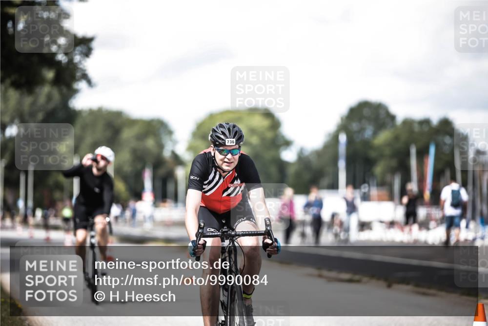16.08.2026 - KN Förde Triathlon 2026 H.Heesch http://msf.ph/oto/9990084 16.08.2026 13:24:15 Radfahren 531, 572, 585, 724, 732, 736 meine-sportfotos.de