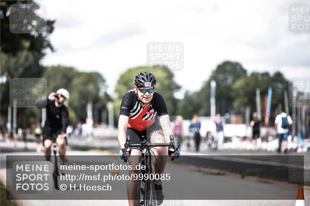 16.08.2026 - KN Förde Triathlon 2026 H.Heesch http://msf.ph/oto/9990085 16.08.2026 13:24:15 Radfahren 531, 572, 585, 724, 732, 736 meine-sportfotos.de