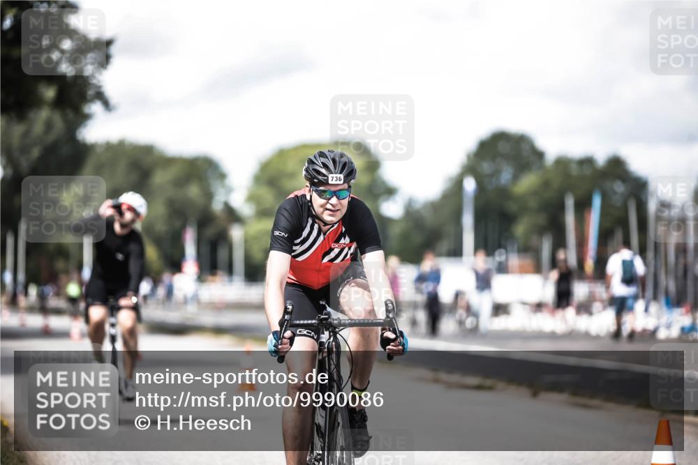 16.08.2026 - KN Förde Triathlon 2026 H.Heesch http://msf.ph/oto/9990086 16.08.2026 13:24:15 Radfahren 531, 572, 585, 724, 732, 736 meine-sportfotos.de