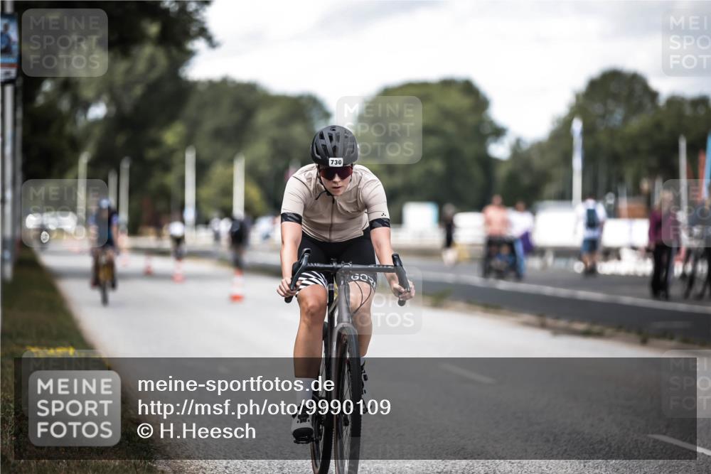 16.08.2026 - KN Förde Triathlon 2026 H.Heesch http://msf.ph/oto/9990109 16.08.2026 13:24:27 Radfahren 583, 595, 730, 738 meine-sportfotos.de