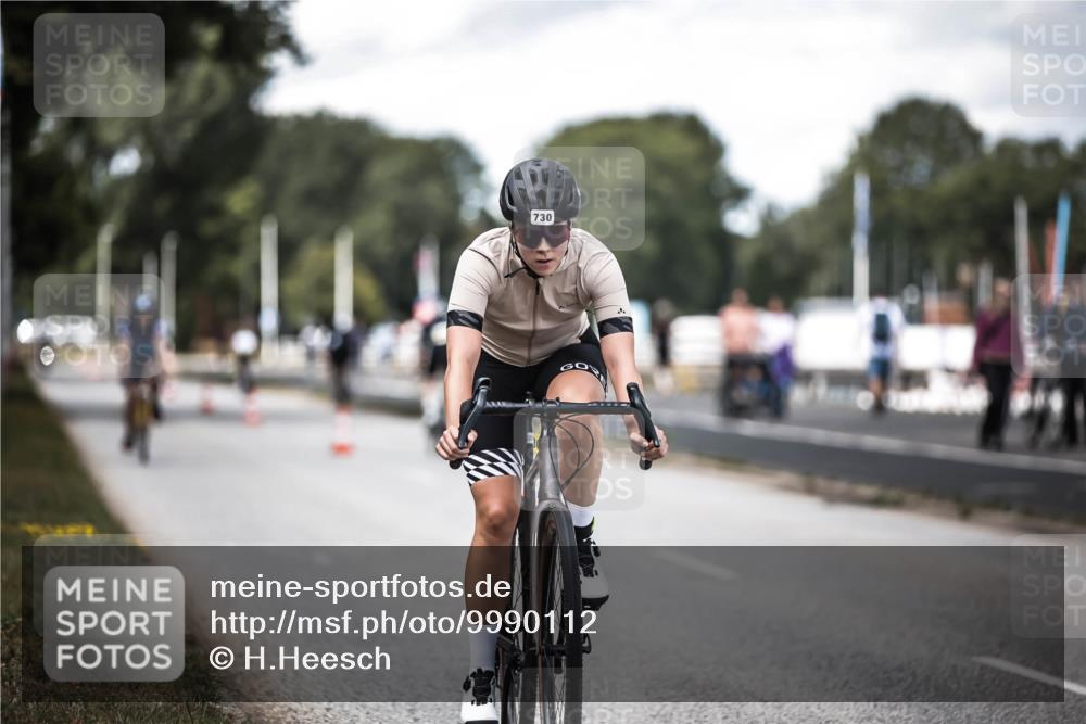 16.08.2026 - KN Förde Triathlon 2026 H.Heesch http://msf.ph/oto/9990112 16.08.2026 13:24:27 Radfahren 583, 595, 730, 738 meine-sportfotos.de