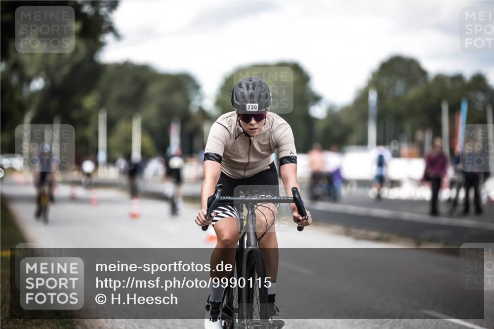 16.08.2026 - KN Förde Triathlon 2026 H.Heesch http://msf.ph/oto/9990115 16.08.2026 13:24:27 Radfahren 583, 595, 730, 738 meine-sportfotos.de