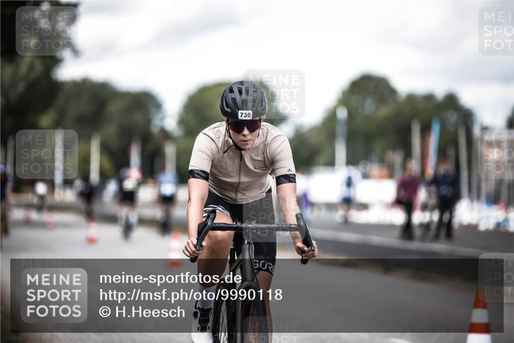 16.08.2026 - KN Förde Triathlon 2026 H.Heesch http://msf.ph/oto/9990118 16.08.2026 13:24:27 Radfahren 583, 595, 730, 738 meine-sportfotos.de
