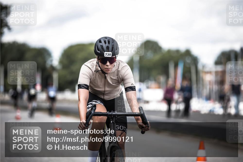 16.08.2026 - KN Förde Triathlon 2026 H.Heesch http://msf.ph/oto/9990121 16.08.2026 13:24:27 Radfahren 583, 595, 730, 738 meine-sportfotos.de