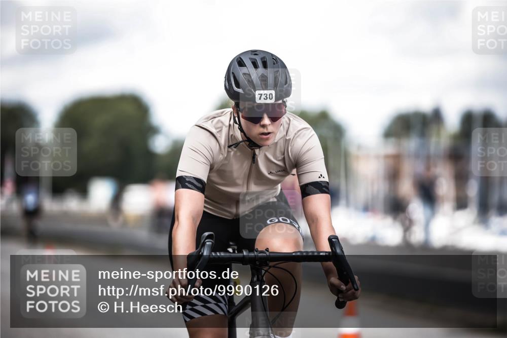 16.08.2026 - KN Förde Triathlon 2026 H.Heesch http://msf.ph/oto/9990126 16.08.2026 13:24:27 Radfahren 583, 595, 730, 738 meine-sportfotos.de