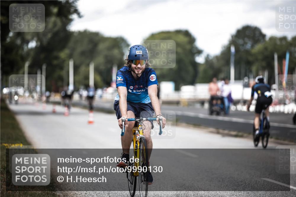 16.08.2026 - KN Förde Triathlon 2026 H.Heesch http://msf.ph/oto/9990130 16.08.2026 13:24:31 Radfahren 595 meine-sportfotos.de