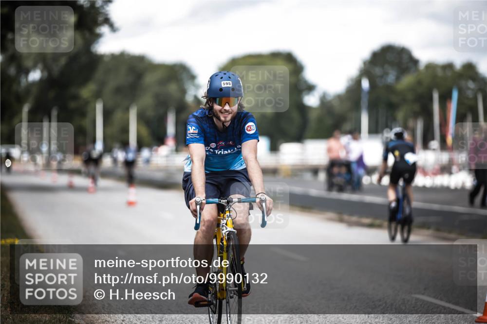 16.08.2026 - KN Förde Triathlon 2026 H.Heesch http://msf.ph/oto/9990132 16.08.2026 13:24:31 Radfahren 595 meine-sportfotos.de