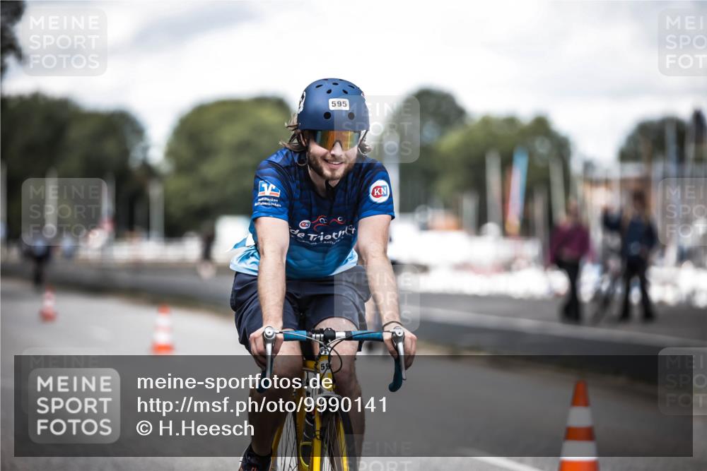 16.08.2026 - KN Förde Triathlon 2026 H.Heesch http://msf.ph/oto/9990141 16.08.2026 13:24:32 Radfahren 595 meine-sportfotos.de