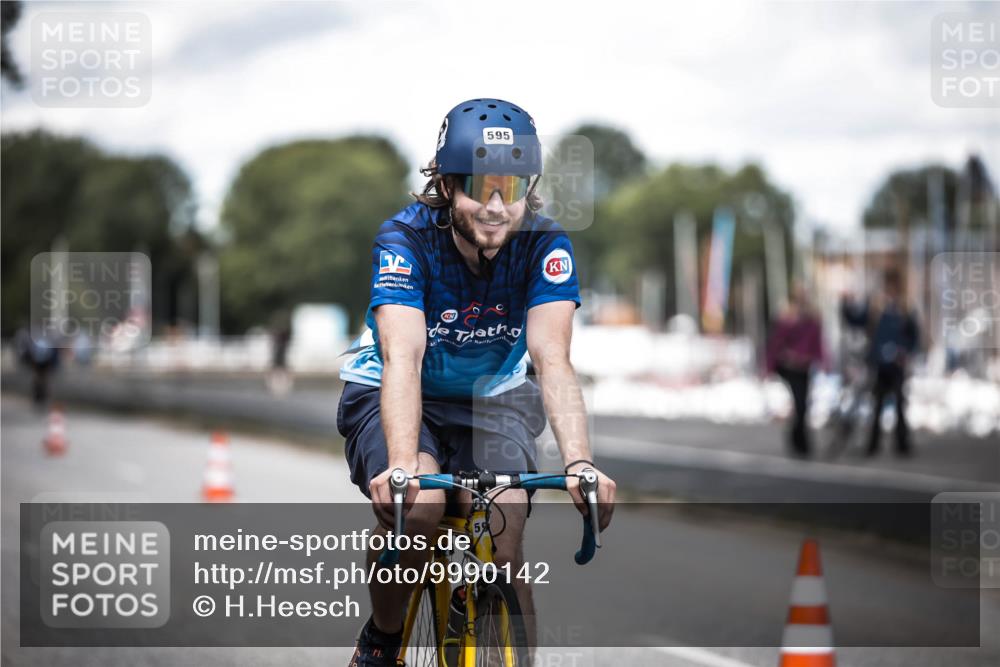 16.08.2026 - KN Förde Triathlon 2026 H.Heesch http://msf.ph/oto/9990142 16.08.2026 13:24:32 Radfahren 595 meine-sportfotos.de