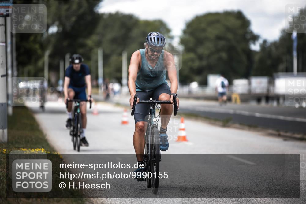 16.08.2026 - KN Förde Triathlon 2026 H.Heesch http://msf.ph/oto/9990155 16.08.2026 13:24:48 Radfahren 577 meine-sportfotos.de
