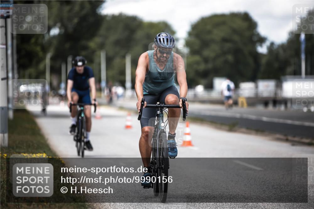16.08.2026 - KN Förde Triathlon 2026 H.Heesch http://msf.ph/oto/9990156 16.08.2026 13:24:48 Radfahren 577 meine-sportfotos.de