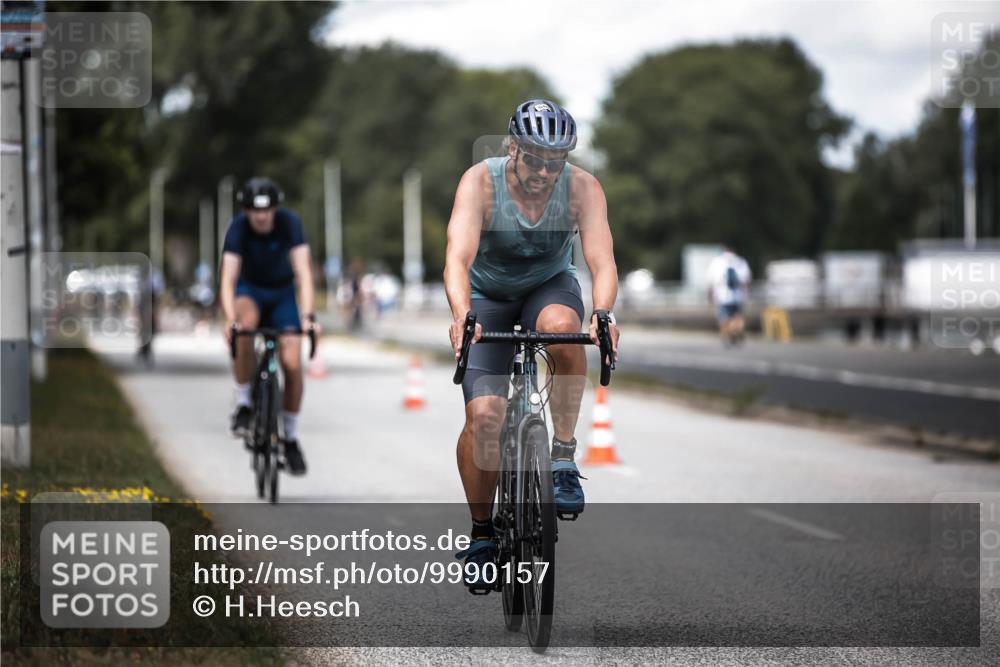 16.08.2026 - KN Förde Triathlon 2026 H.Heesch http://msf.ph/oto/9990157 16.08.2026 13:24:48 Radfahren 577 meine-sportfotos.de