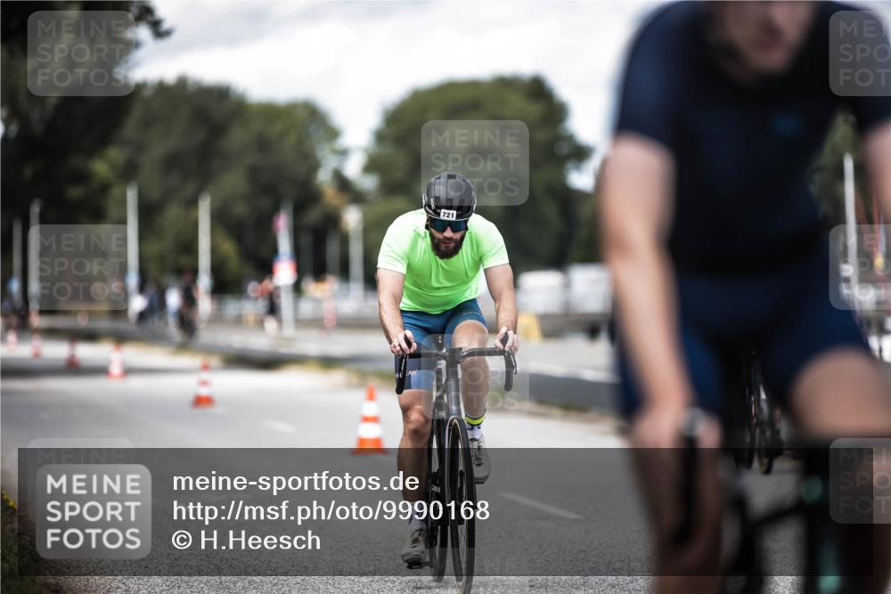 16.08.2026 - KN Förde Triathlon 2026 H.Heesch http://msf.ph/oto/9990168 16.08.2026 13:24:50 Radfahren 546, 561, 577 meine-sportfotos.de