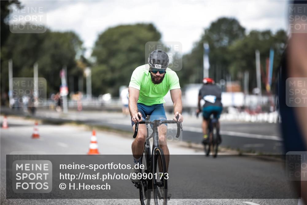 16.08.2026 - KN Förde Triathlon 2026 H.Heesch http://msf.ph/oto/9990173 16.08.2026 13:24:51 Radfahren 546, 561, 577 meine-sportfotos.de