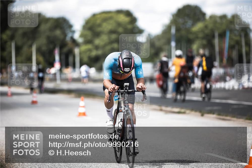 16.08.2026 - KN Förde Triathlon 2026 H.Heesch http://msf.ph/oto/9990216 16.08.2026 13:25:07 Radfahren 515, 745 meine-sportfotos.de
