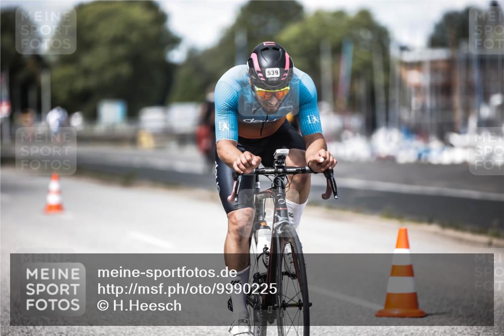 16.08.2026 - KN Förde Triathlon 2026 H.Heesch http://msf.ph/oto/9990225 16.08.2026 13:25:07 Radfahren 515, 745 meine-sportfotos.de