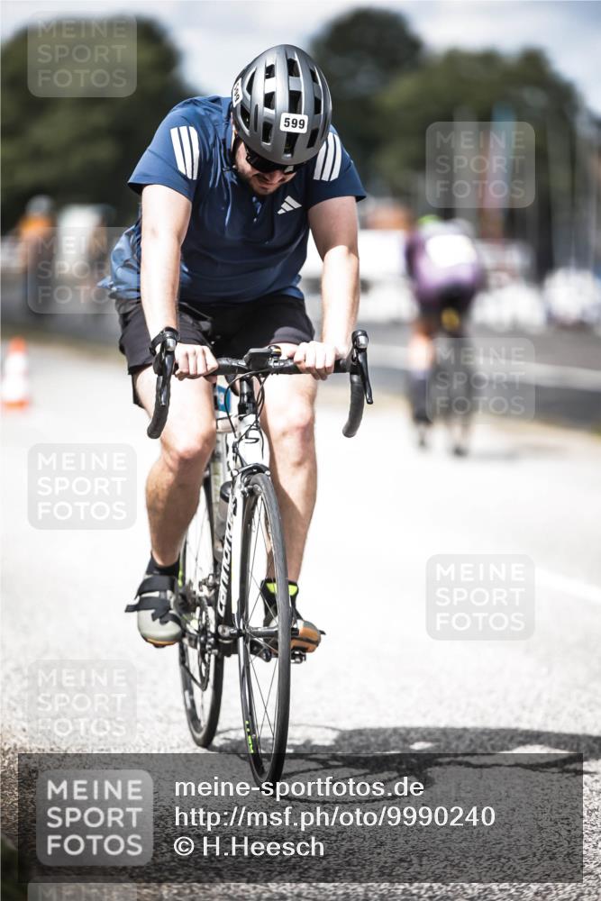 16.08.2026 - KN Förde Triathlon 2026 H.Heesch http://msf.ph/oto/9990240 16.08.2026 13:25:16 Radfahren 196, 599 meine-sportfotos.de
