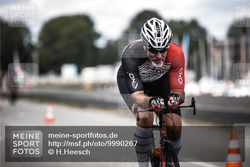 16.08.2026 - KN Förde Triathlon 2026 H.Heesch http://msf.ph/oto/9990267 16.08.2026 13:25:29 Radfahren 734 meine-sportfotos.de