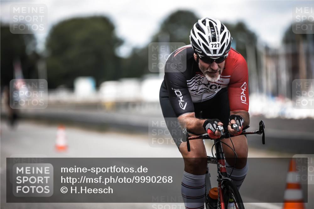 16.08.2026 - KN Förde Triathlon 2026 H.Heesch http://msf.ph/oto/9990268 16.08.2026 13:25:29 Radfahren 734 meine-sportfotos.de