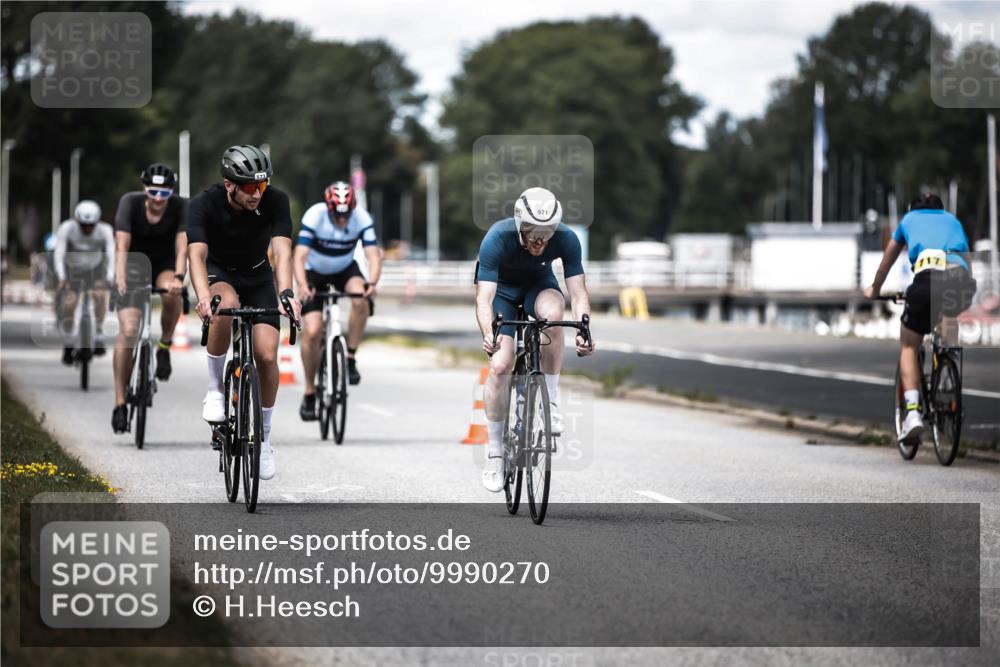 16.08.2026 - KN Förde Triathlon 2026 H.Heesch http://msf.ph/oto/9990270 16.08.2026 13:25:32 Radfahren 739 meine-sportfotos.de