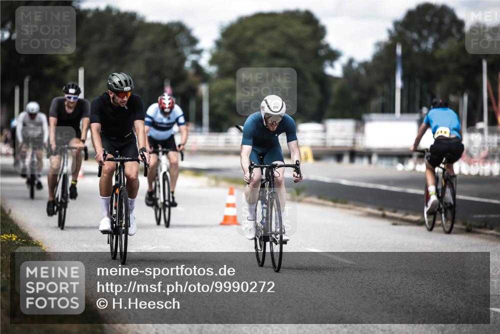 16.08.2026 - KN Förde Triathlon 2026 H.Heesch http://msf.ph/oto/9990272 16.08.2026 13:25:32 Radfahren 739 meine-sportfotos.de