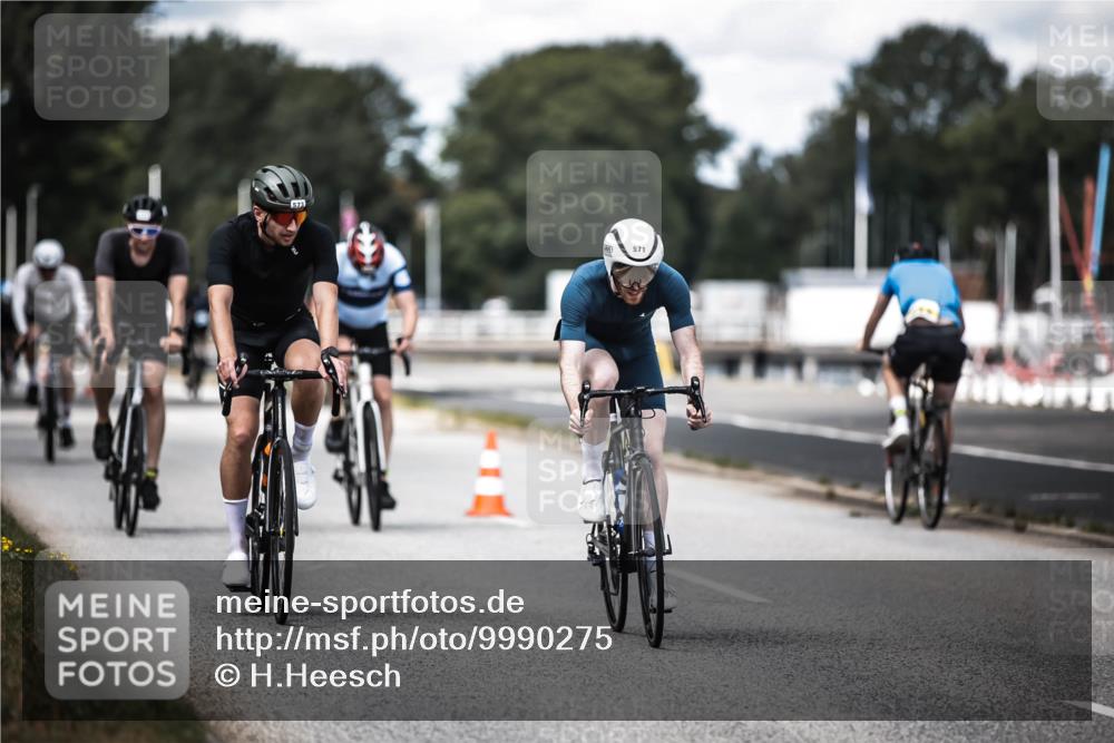 16.08.2026 - KN Förde Triathlon 2026 H.Heesch http://msf.ph/oto/9990275 16.08.2026 13:25:32 Radfahren 739 meine-sportfotos.de