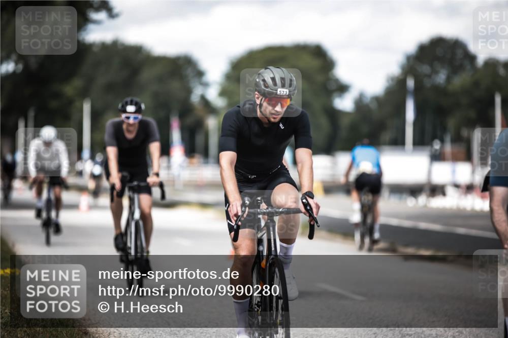 16.08.2026 - KN Förde Triathlon 2026 H.Heesch http://msf.ph/oto/9990280 16.08.2026 13:25:33 Radfahren 739 meine-sportfotos.de