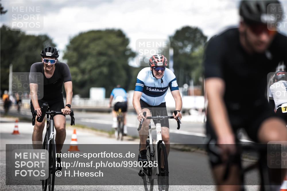 16.08.2026 - KN Förde Triathlon 2026 H.Heesch http://msf.ph/oto/9990285 16.08.2026 13:25:34 Radfahren 739 meine-sportfotos.de
