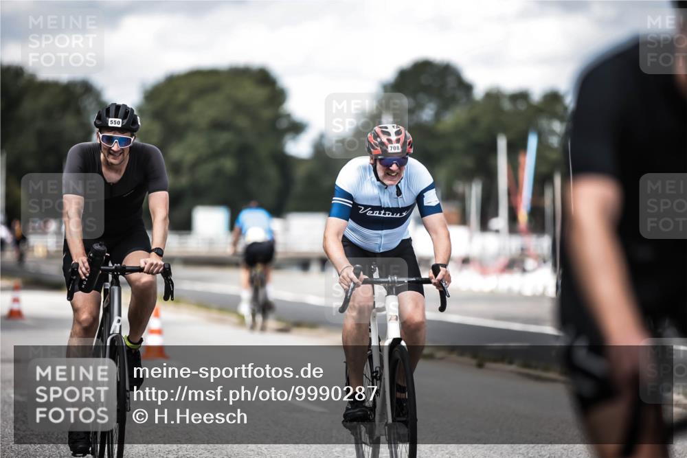 16.08.2026 - KN Förde Triathlon 2026 H.Heesch http://msf.ph/oto/9990287 16.08.2026 13:25:34 Radfahren 739 meine-sportfotos.de