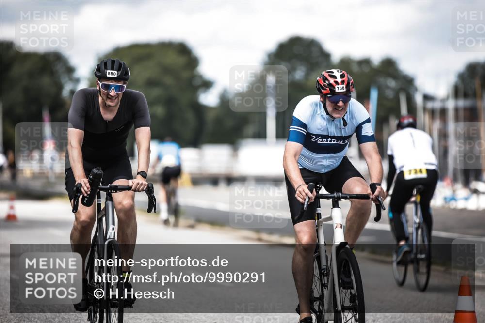 16.08.2026 - KN Förde Triathlon 2026 H.Heesch http://msf.ph/oto/9990291 16.08.2026 13:25:34 Radfahren 739 meine-sportfotos.de