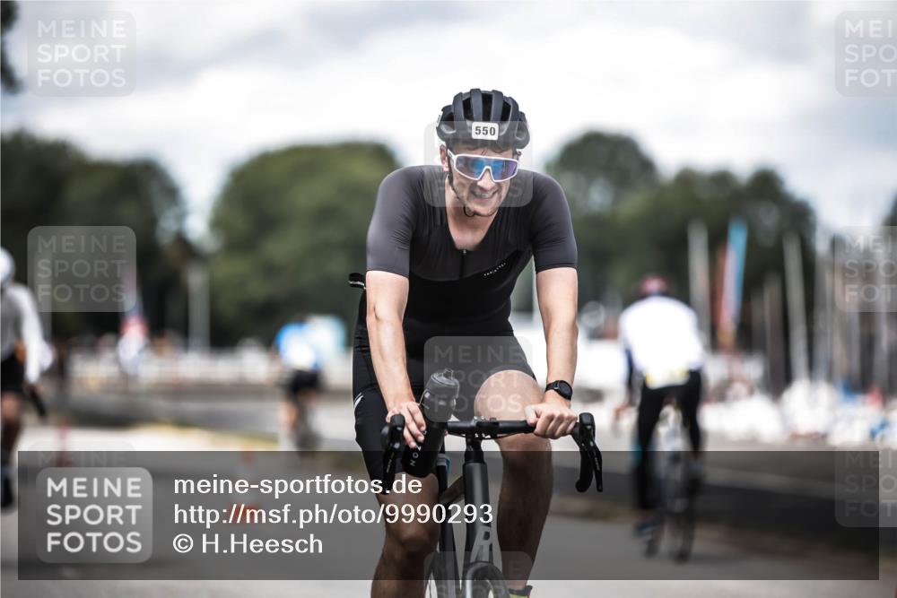 16.08.2026 - KN Förde Triathlon 2026 H.Heesch http://msf.ph/oto/9990293 16.08.2026 13:25:34 Radfahren 739 meine-sportfotos.de