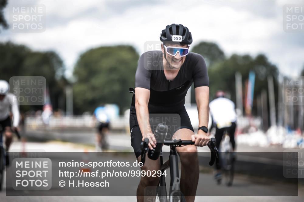 16.08.2026 - KN Förde Triathlon 2026 H.Heesch http://msf.ph/oto/9990294 16.08.2026 13:25:34 Radfahren 739 meine-sportfotos.de