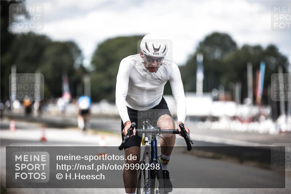 16.08.2026 - KN Förde Triathlon 2026 H.Heesch http://msf.ph/oto/9990298 16.08.2026 13:25:36 Radfahren 739 meine-sportfotos.de